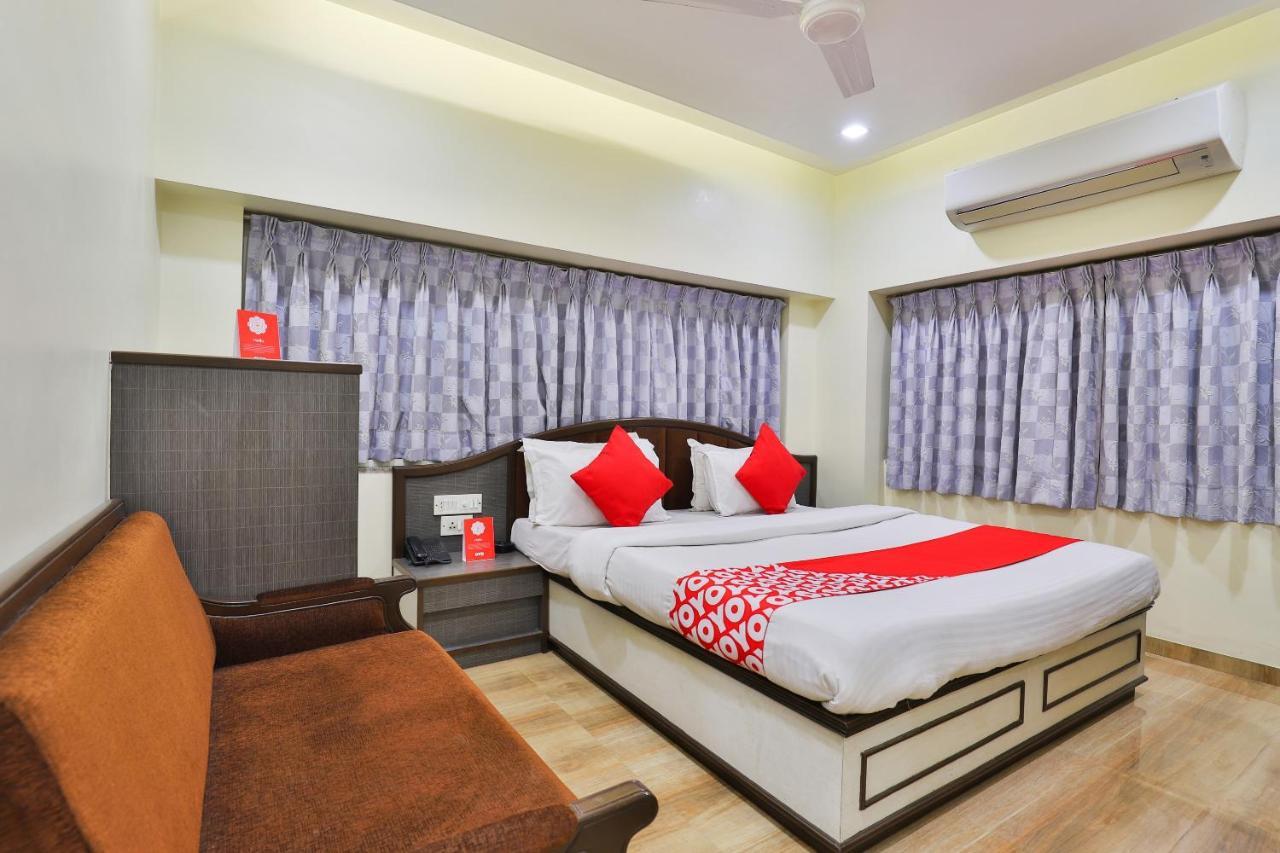 Oyo 17117 Hotel Rainbow Vadodara Zewnętrze zdjęcie
