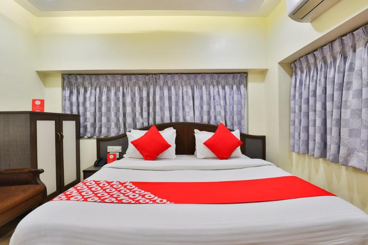 Oyo 17117 Hotel Rainbow Vadodara Zewnętrze zdjęcie