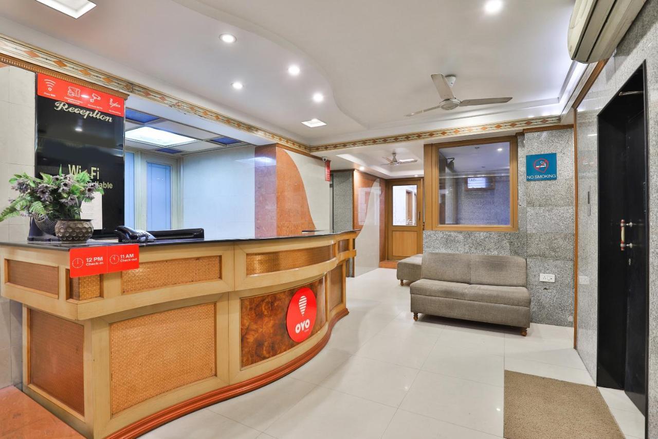 Oyo 17117 Hotel Rainbow Vadodara Zewnętrze zdjęcie