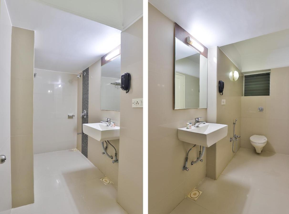 Oyo 17117 Hotel Rainbow Vadodara Zewnętrze zdjęcie
